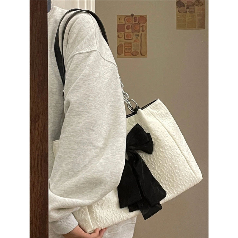 Aubrette Shoulder Bag